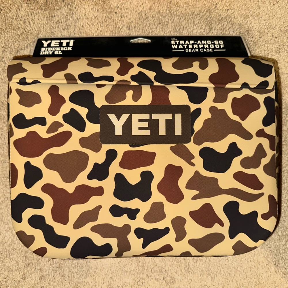 YETI WETLANDS CAMO 6L SIDEKICK NWT